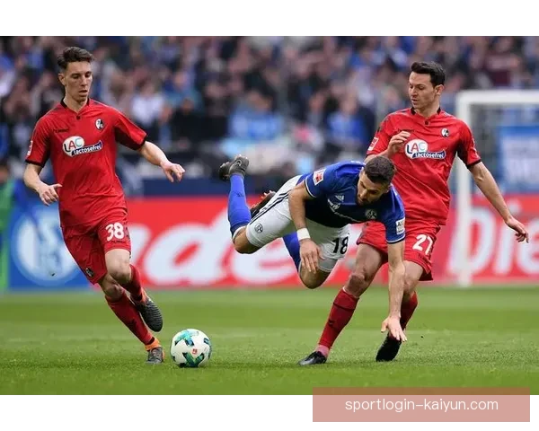 德甲新星盘点：年轻球员表现稳健，未来前景备受关注