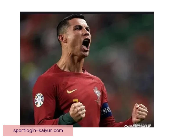 C罗世界杯采访风暴引发热议，影响其球队备战状态分析